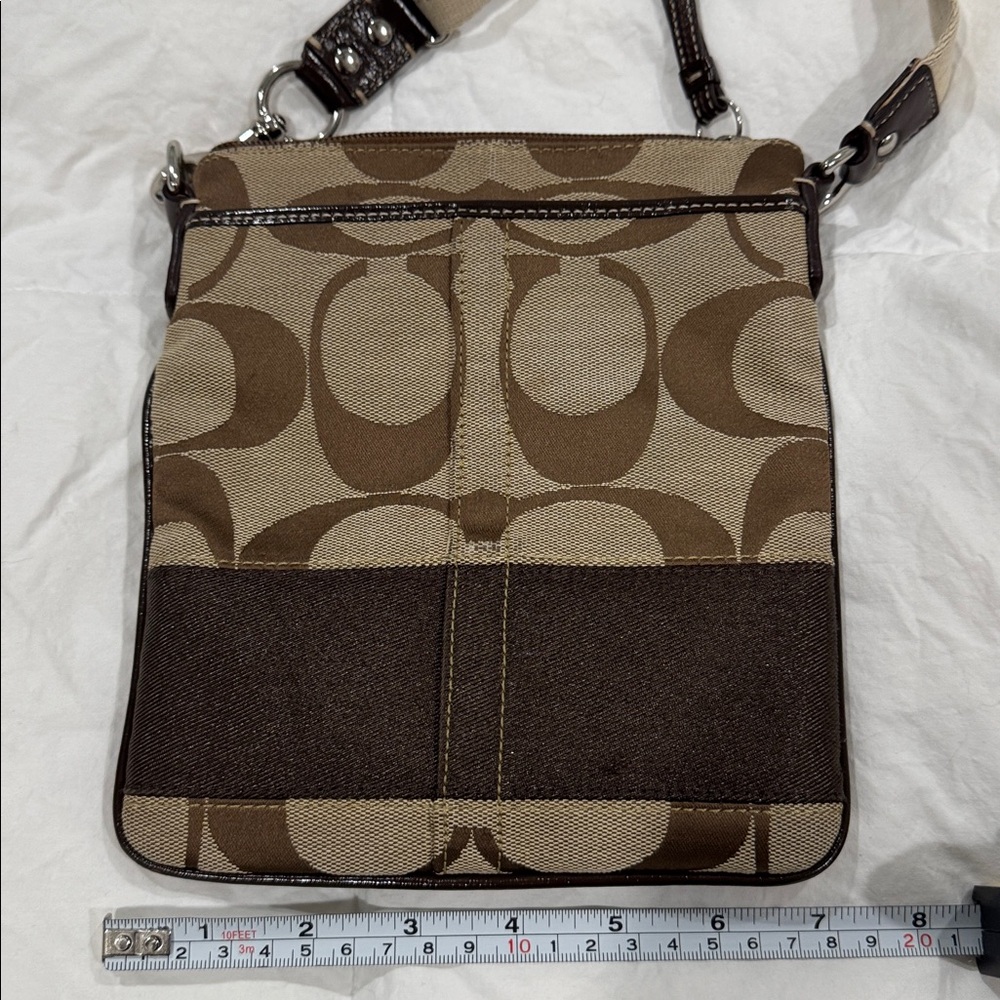 Coach Signature Stripe Swing Pack crossbody - Picture 8 of 10